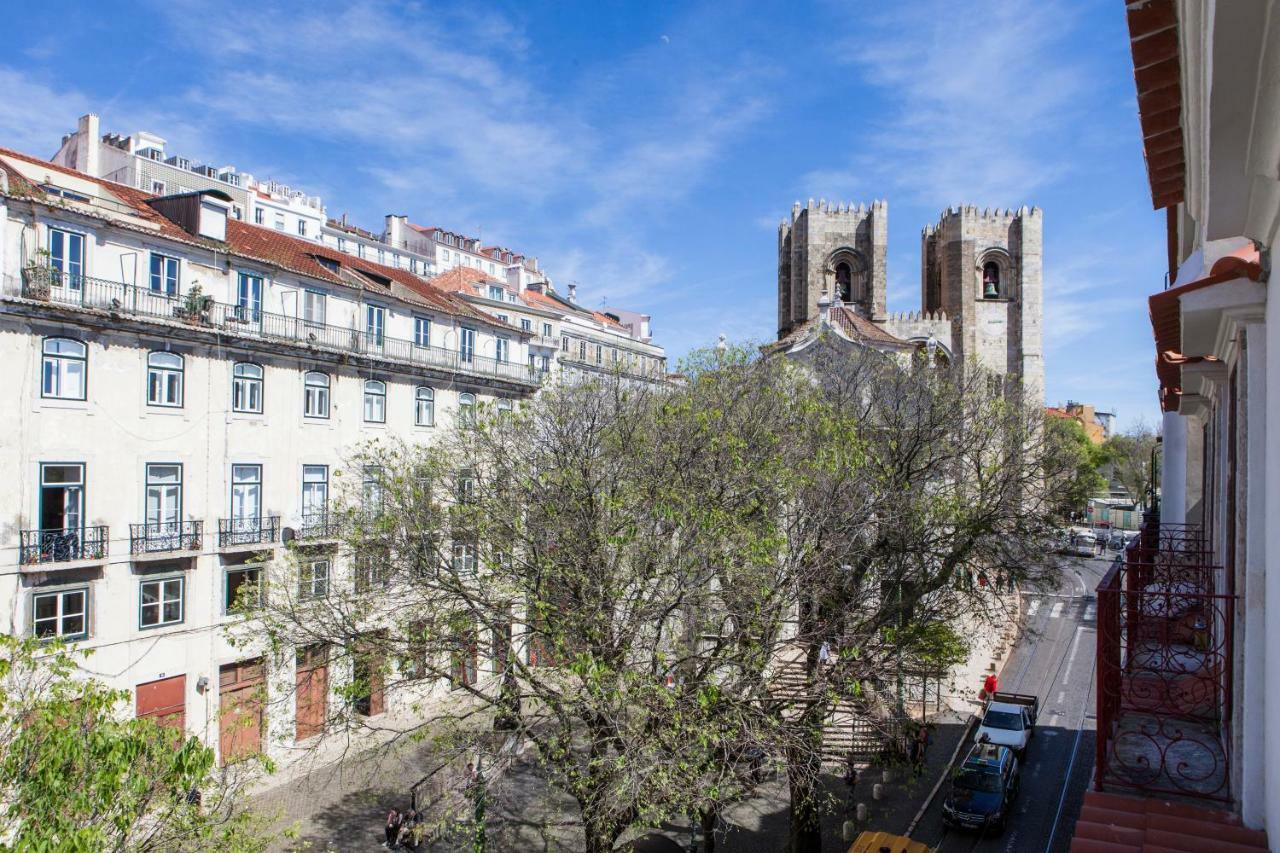 リスボンAlfama Sophisticate Flat With Balconies 2Bedrs 2Baths & Ac In 19Th Century Building Historic Centerアパートメント エクステリア 写真